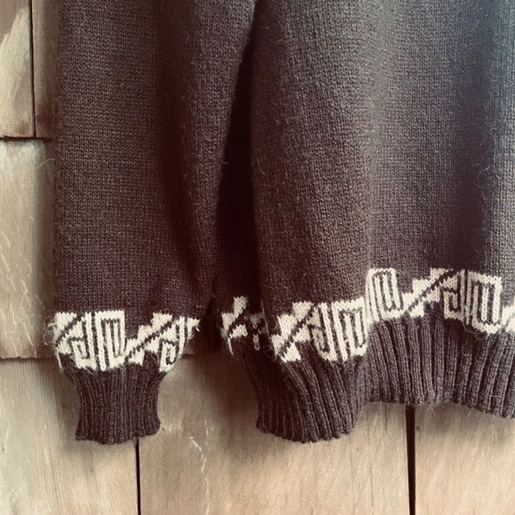 Unisex Alpaca 💯 Wool Sweater Little Llamas Design XL - Picture 12 of 13